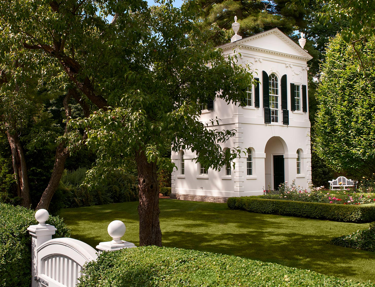 Liederbach & Graham: A Derby Summer House Exterior Gate